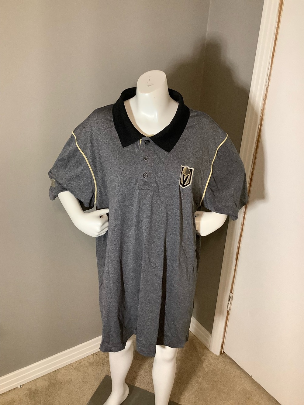 Men 2XL NHL Brand Vegas Golden Knights Short Sleeve Golf Polo Shirt